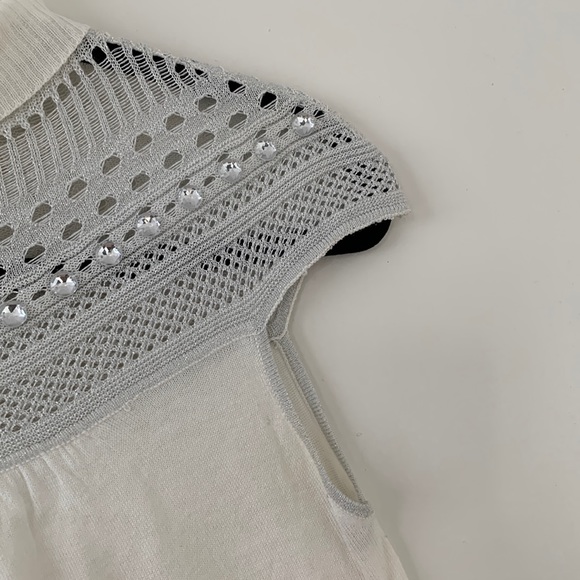 Gorgeous Crocheted + Knit Sleeveless Turtleneck Sweater - Picture 4 of 8